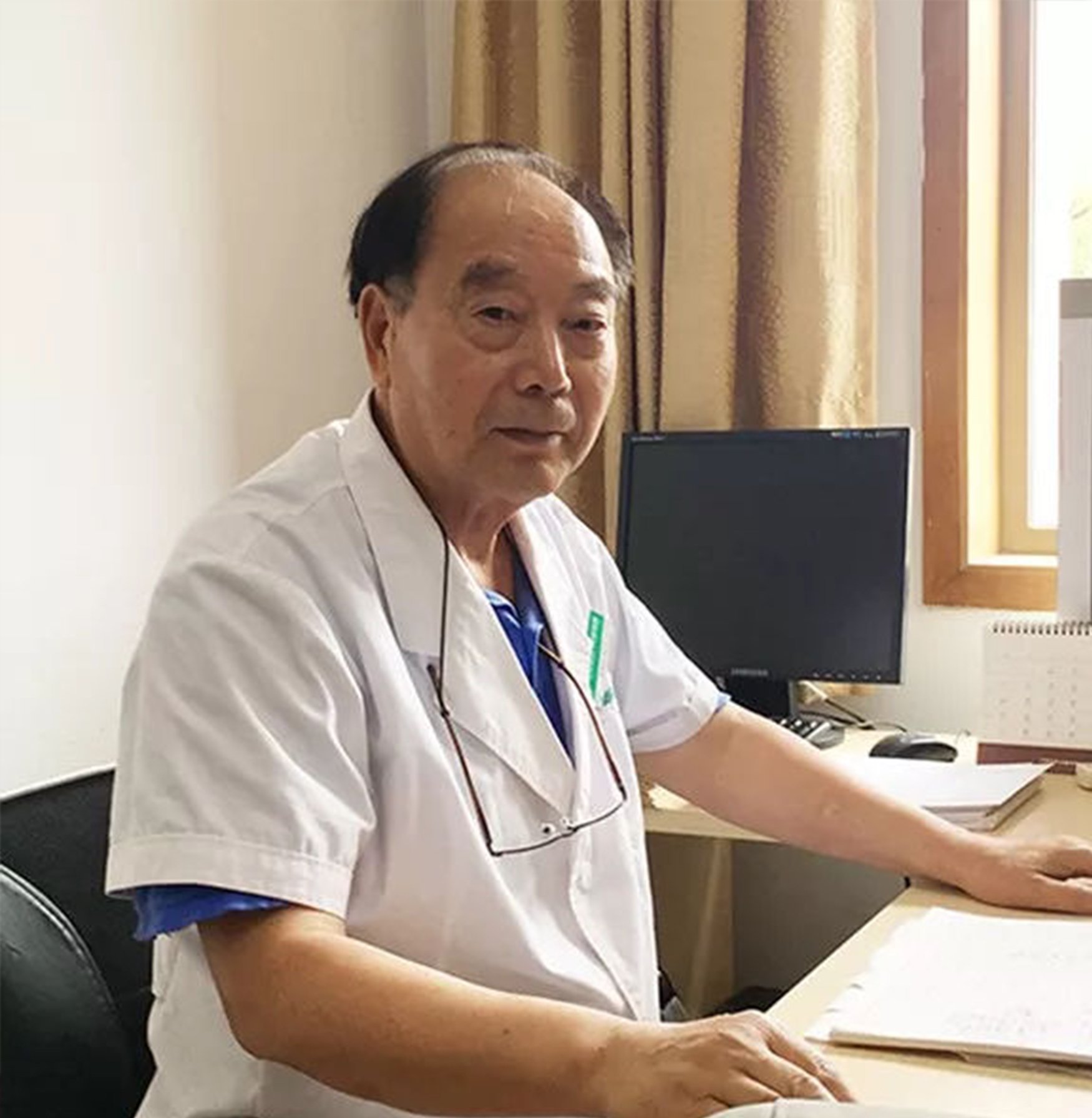 龙的良方茶专家委员会成员：陶广正教授